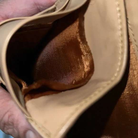 Authentic Prada wallet - Picture 11 of 12